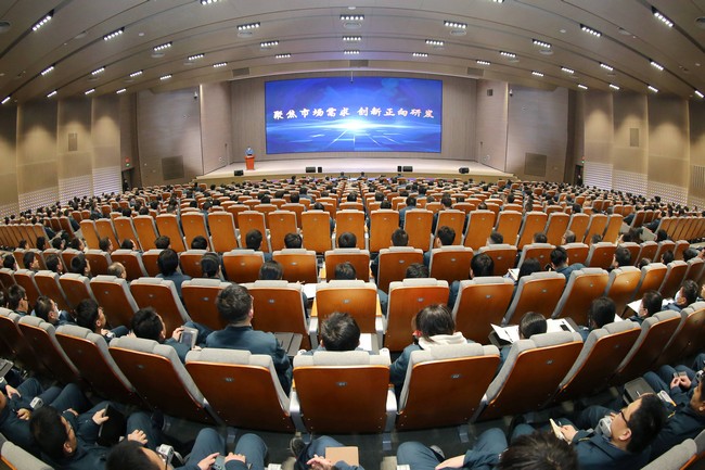 1月9日，山推啟動正向研發(fā)流程